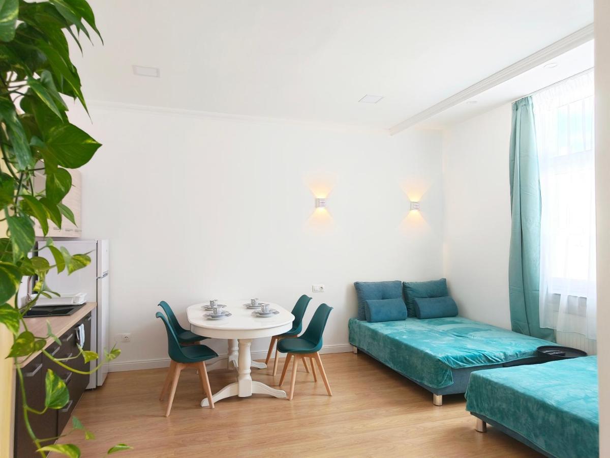 Ruyi Holiday Sopron Eksteriør billede