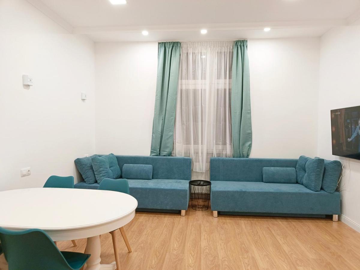 Ruyi Holiday Sopron Eksteriør billede