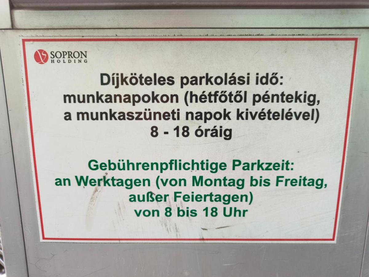 Ruyi Holiday Sopron Eksteriør billede