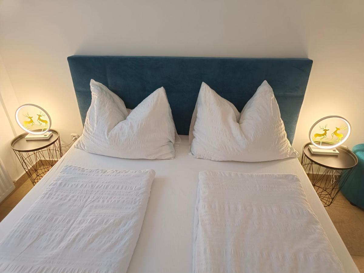 Ruyi Holiday Sopron Eksteriør billede