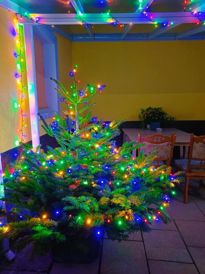 Ruyi Holiday Sopron Eksteriør billede