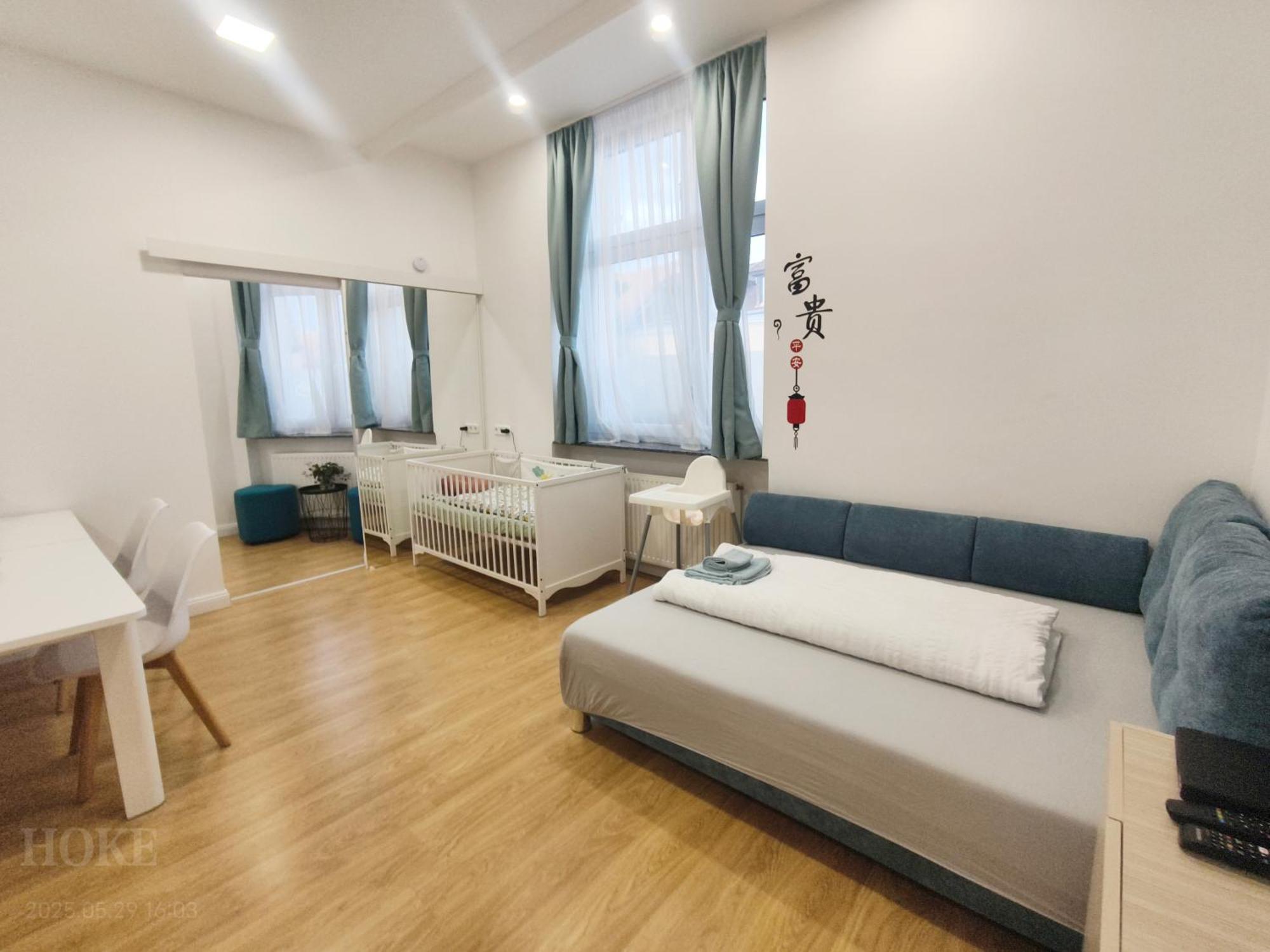 Ruyi Holiday Sopron Eksteriør billede
